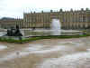 Palace fountain.JPG (149670 bytes)